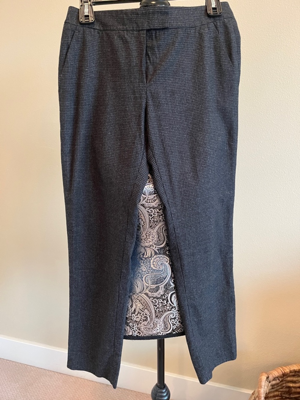 Akris Punto Women’s Wool Blend Dark Charcoal Slim Dress Pants Size 4